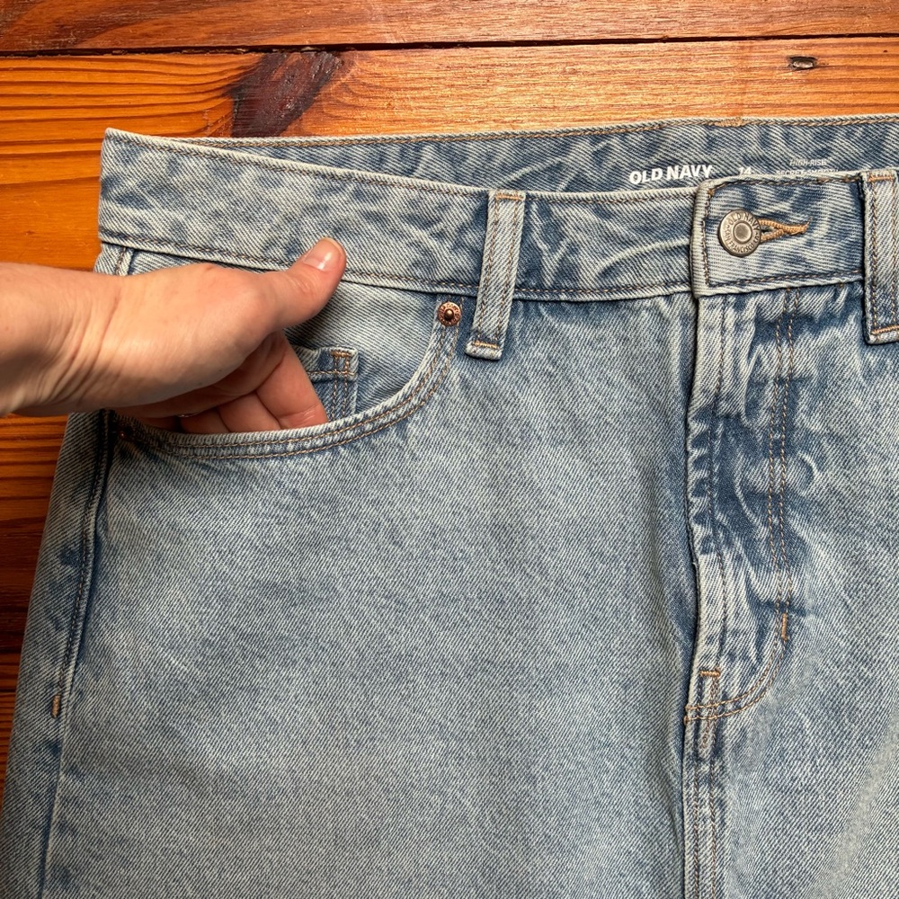 Old Navy High-Rise Denim Skirt, EUC, 14 - Picture 2 of 9